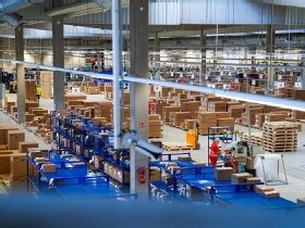 Vue du stock de composants.